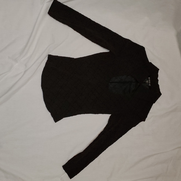 EXPRESS, key-hole blouse, Size S - Picture 2 of 4